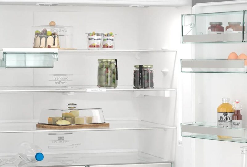 Siemens iQ500 Alttan Donduruculu Buzdolabı 186 x 86 cm Kolay temizlenebilir Inox