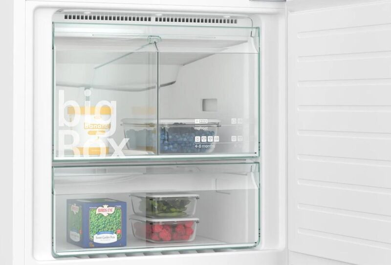 Siemens iQ300 Alttan Donduruculu Buzdolabı 193 x 70 cm Beyaz