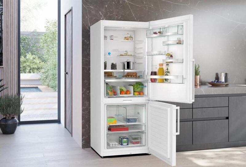 Siemens iQ700 Alttan Donduruculu Buzdolabı 186 x 75 cm Beyaz