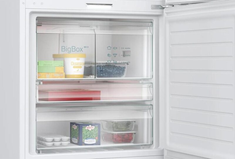 Siemens iQ700 Alttan Donduruculu Buzdolabı 186 x 75 cm Beyaz