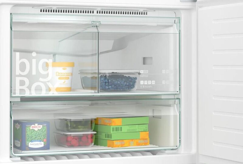 Siemens iQ500 Alttan Donduruculu Buzdolabı 186 x 86 cm Beyaz