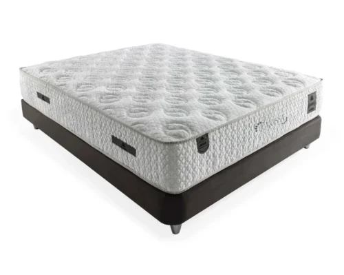 Larissa Yatak 160x200